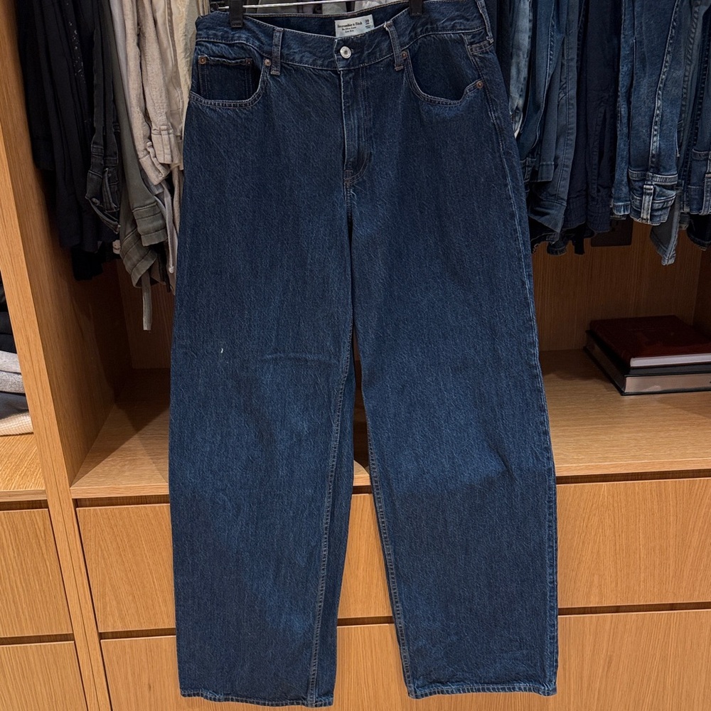 Abercrombie & Fitch Dark Blue Boyfriend Jeans